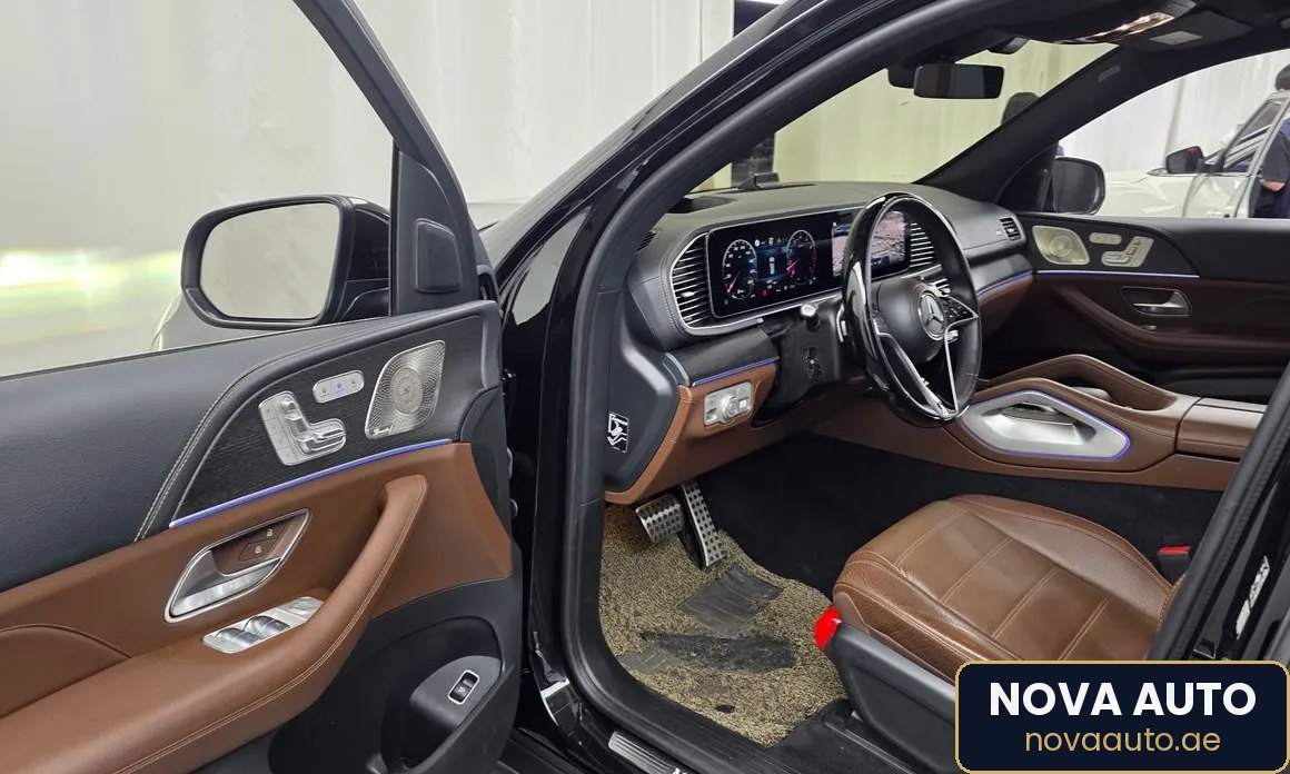 2024 Mercedes-Benz GLS 580 4MATIC photo 10
