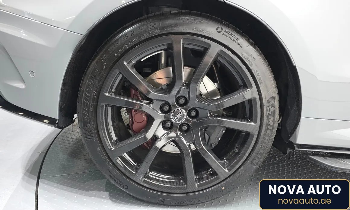 2025 Range Rover Sport P635 SV Edition Two photo 5